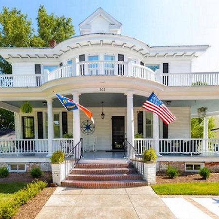 The Edenton Collection-Captain'S Quarters Inn Extérieur photo
