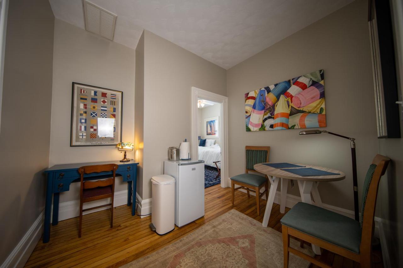 The Edenton Collection-Captain'S Quarters Inn Chambre photo
