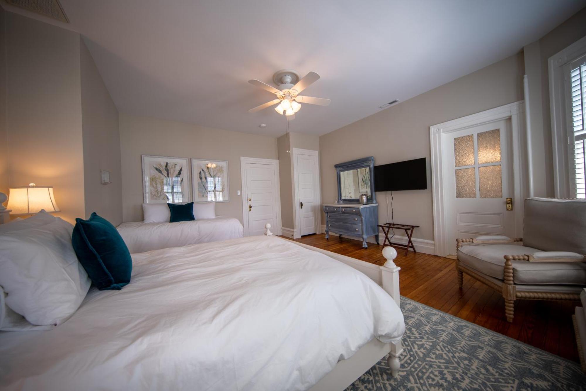 The Edenton Collection-Captain'S Quarters Inn Chambre photo
