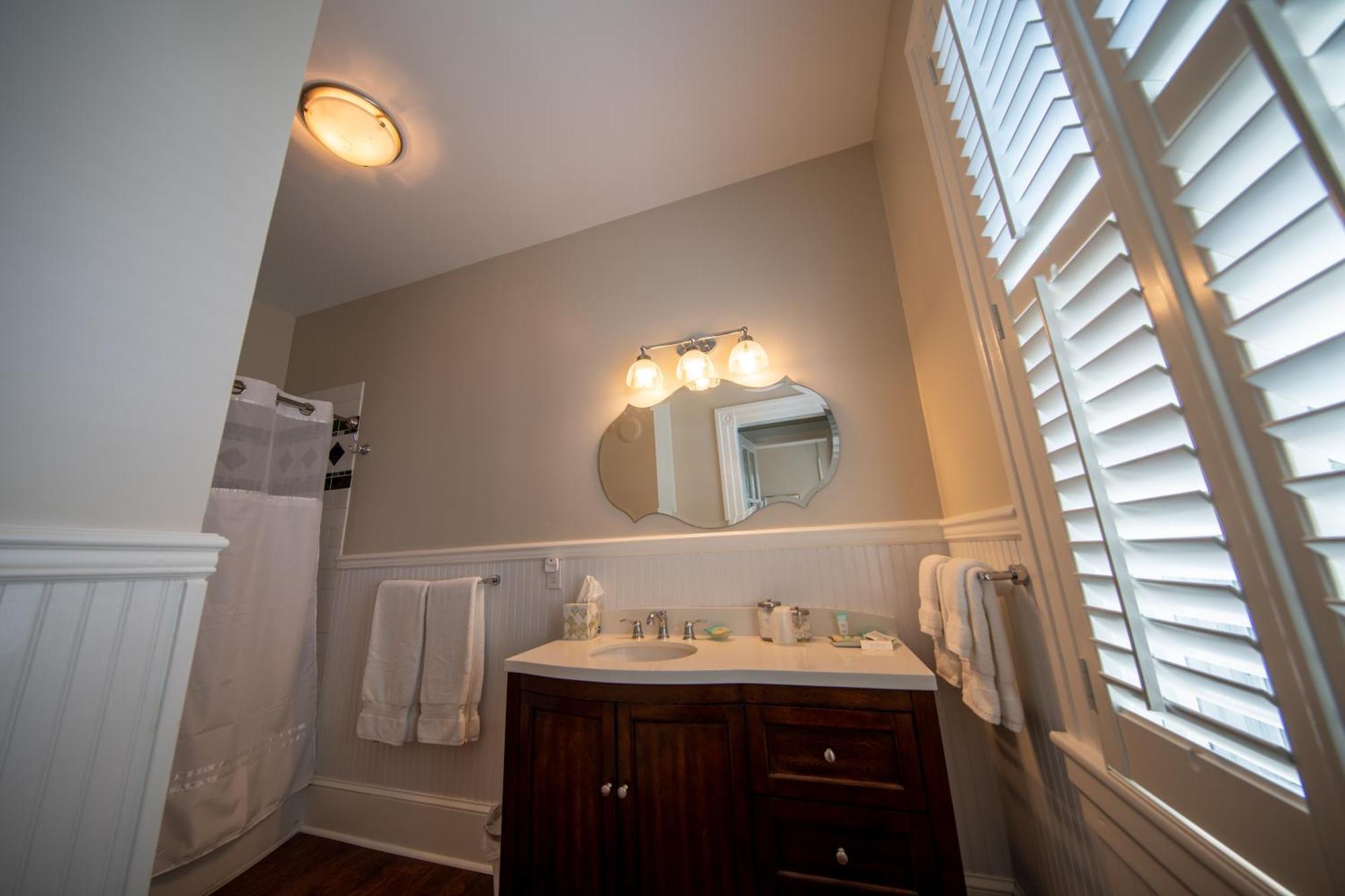 The Edenton Collection-Captain'S Quarters Inn Chambre photo